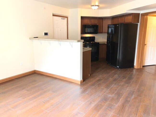Building Photo - 519 Zulema St