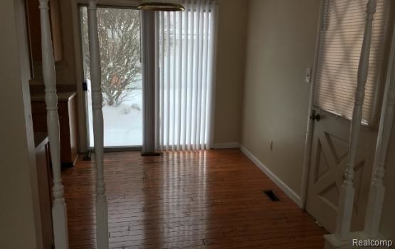 Foto del edificio - 32727 Tuxedo Ct