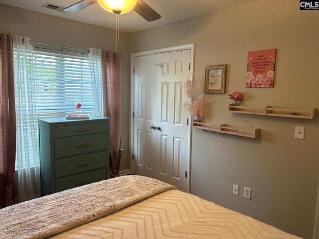 Foto del edificio - 158 Flinchum Pl