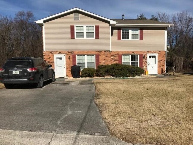 Building Photo - 1756 Elbert Dr