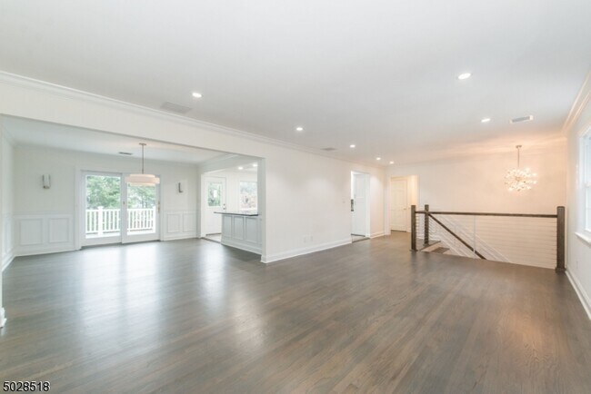 Building Photo - 56 Woodmont Rd