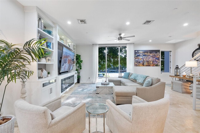 Foto del edificio - 3266 NE 15th St