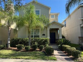 Building Photo - 15025 Evergreen Oak Loop