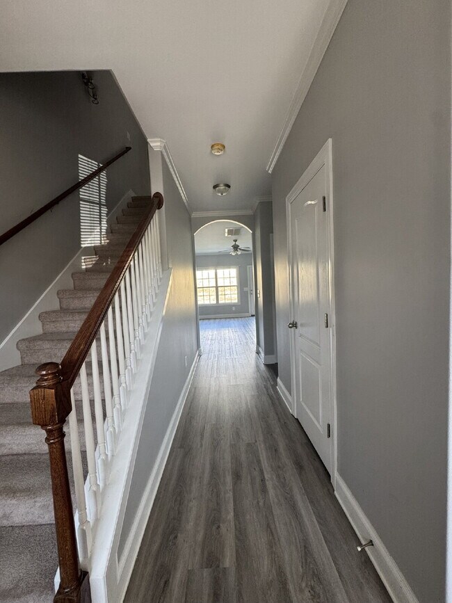 Foto del edificio - Beautiful townhouse near Henslee Park