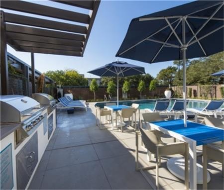 Foto del edificio - 2828 Bammel Ln