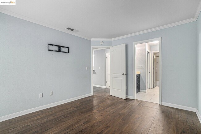 Foto del edificio - 1122 S Villa Way