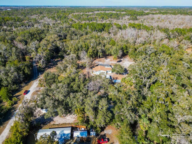 Foto del edificio - 2211 S Trivet Point