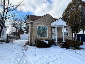 Building Photo - 20059 Bloom St