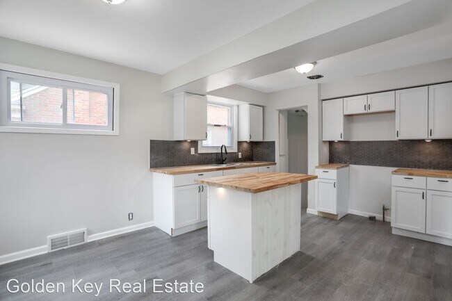 Building Photo - 3 br, 1 bath House - 14063 Collingham Dr