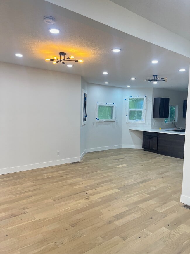 Foto del edificio - 636 NE Prescott St