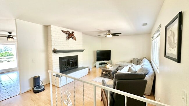 Foto del edificio - Awesome Single-Story Ranch-Style Home with...