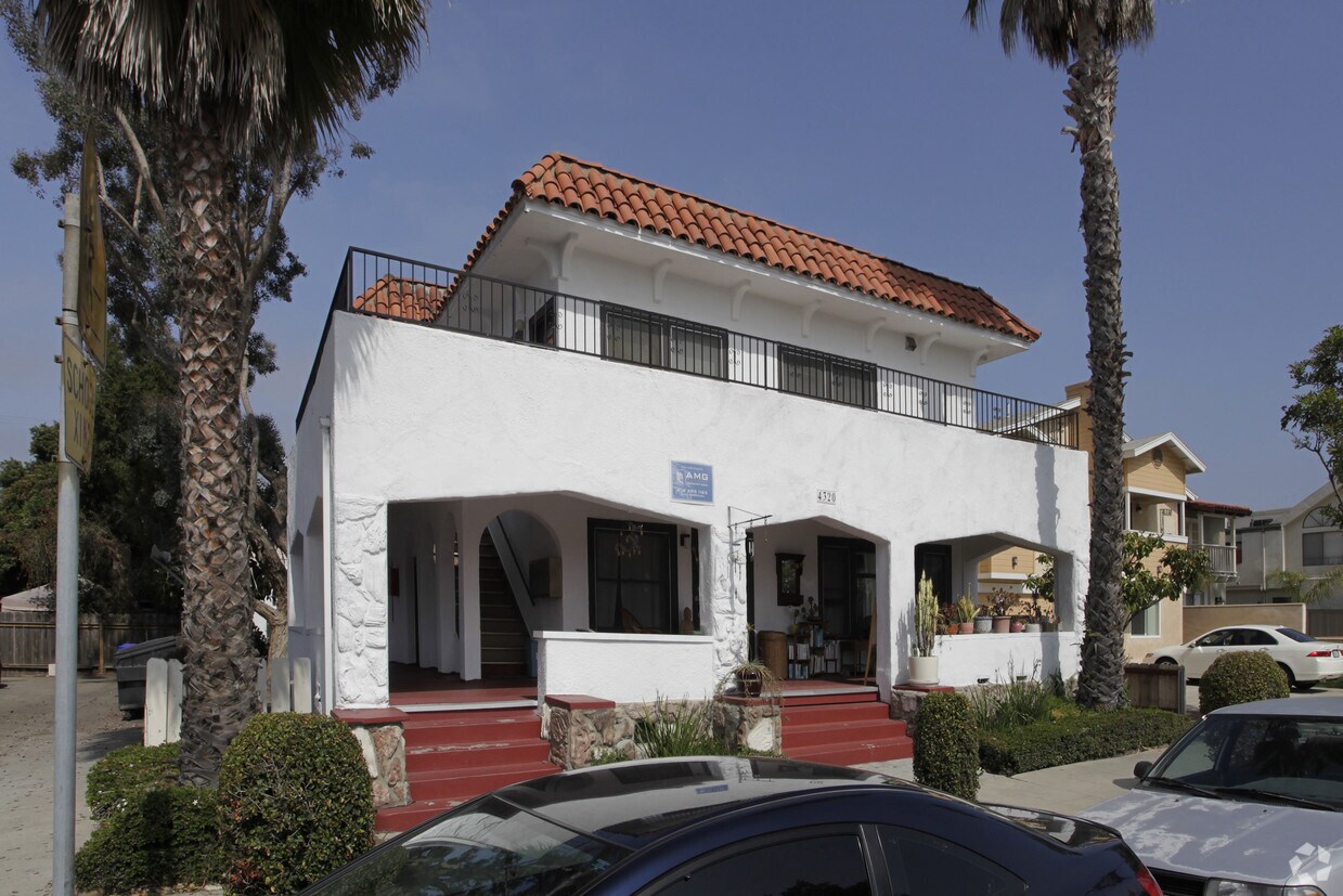 Foto del edificio - 4320 Campus Dr