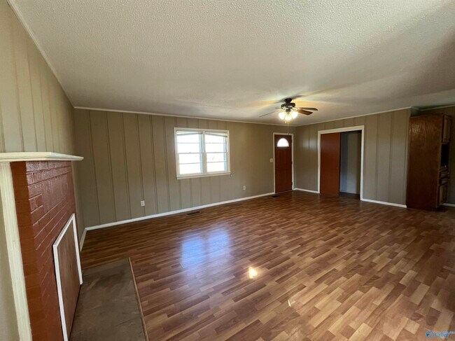 Building Photo - 676 Co Rd 112