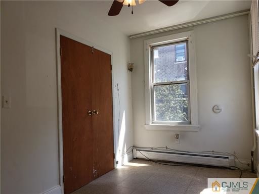 Building Photo - 53 Hassart St