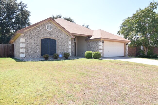 Foto del edificio - 1214 Lancelot Dr