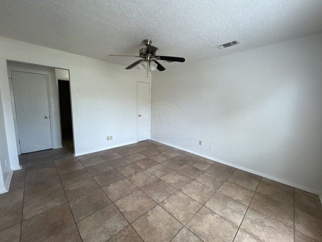 Building Photo - 2106 N W S Young Dr