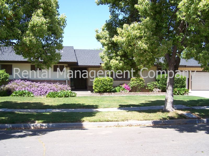 Primary Photo - Located in the Bullard School district wit...