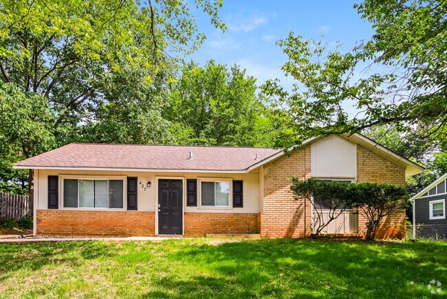 Building Photo - 427 Huntsmoor Dr