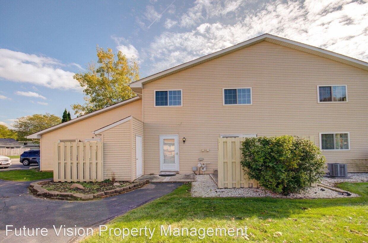 Primary Photo - 2 br, 1.5 bath House - 2325 Aster Dr
