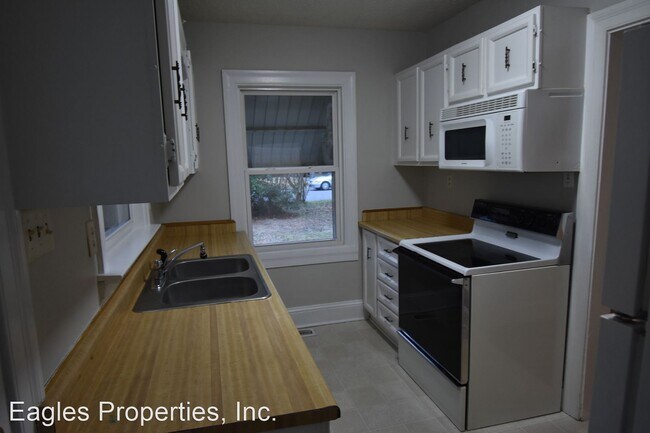 Foto del edificio - 2 br, 1 bath House - 306 Andrews