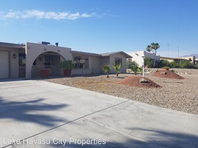 Building Photo - 3 br, 2 bath House - 197 Greentree Dr