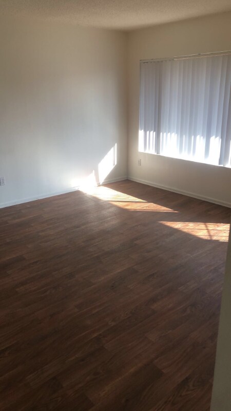 Foto del edificio - 2231 E Lenita Ln