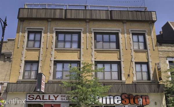 Primary Photo - 2727 N Clark St
