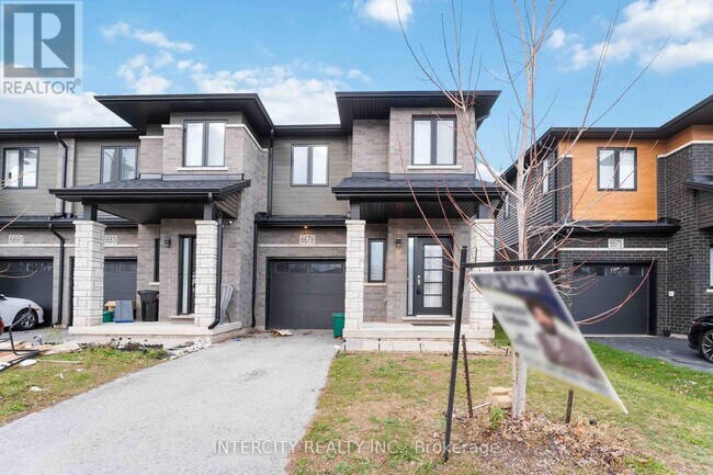 Photo du bâtiment - 6679 Cropp St