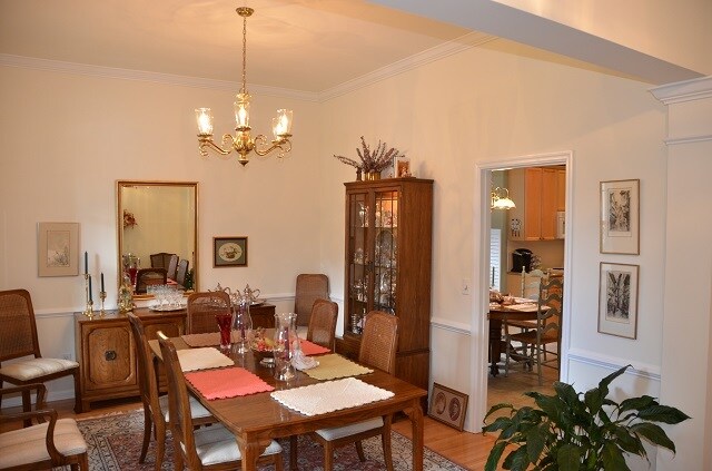 Foto del edificio - 2003 Izard Ct