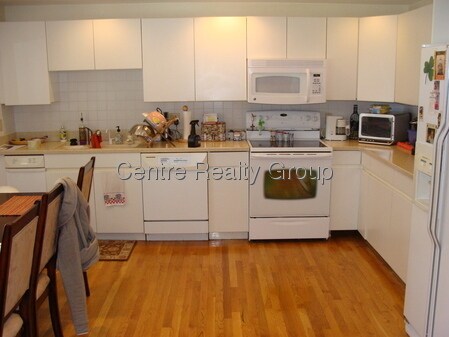 Primary Photo - 51 Jackson St