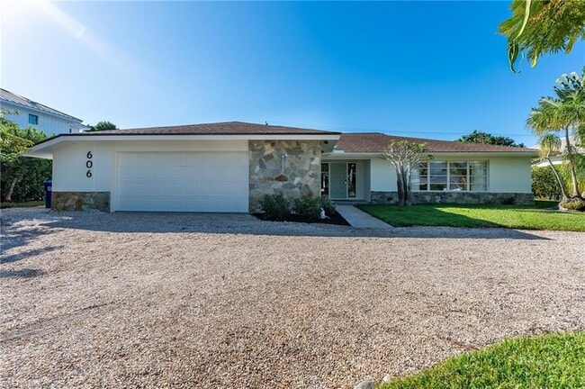 Building Photo - 606 Wedge Dr