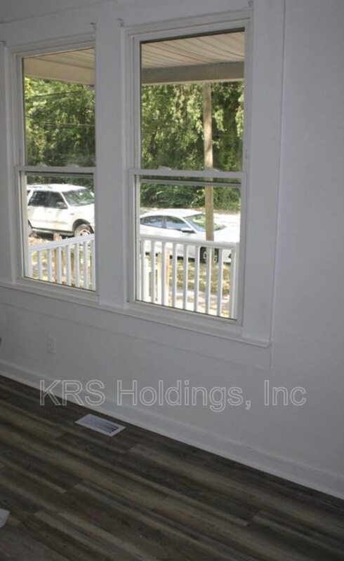 Building Photo - 1821 Lasalle Ave