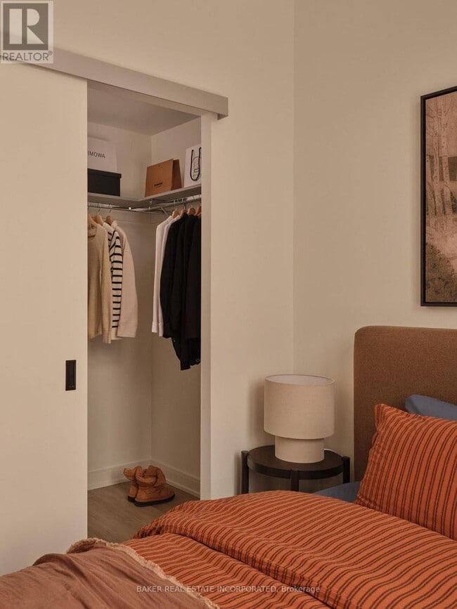 Photo du bâtiment - 65 Trinity St