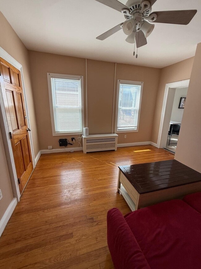 Building Photo - 53 Carman St