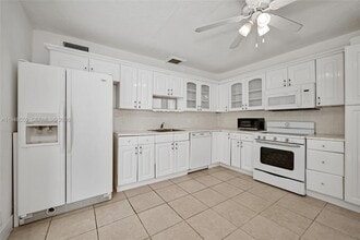 Building Photo - 1922 McKinley St