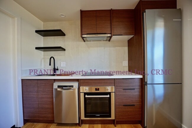Building Photo - Completely New 1Br, Sleek and Modern with ...