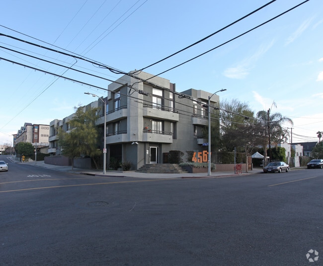 Primary Photo - 4567 Lexington Ave