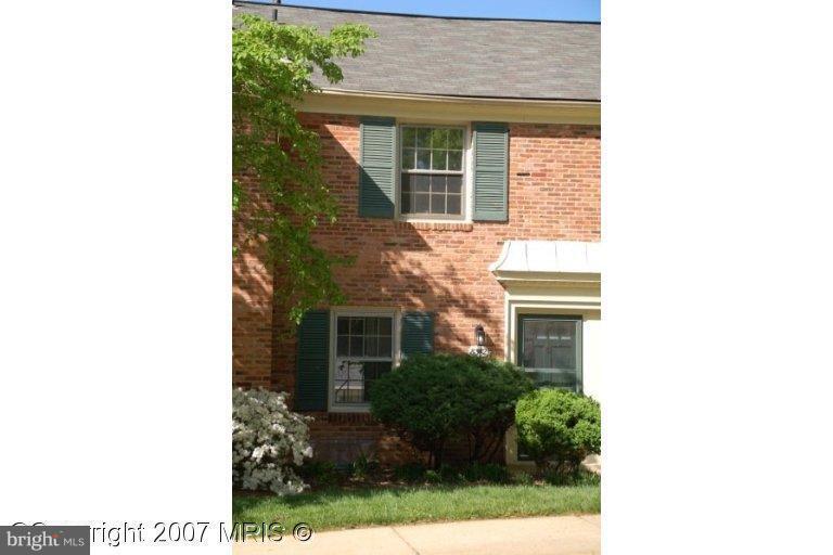 Primary Photo - 8312 Darlington Ct