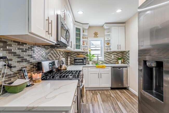 Foto del edificio - 12802 140th St