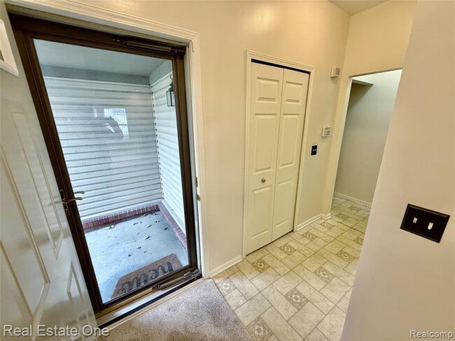 Building Photo - 716 Palmer Dr