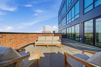 Interior Photo - Hubbard Park Place