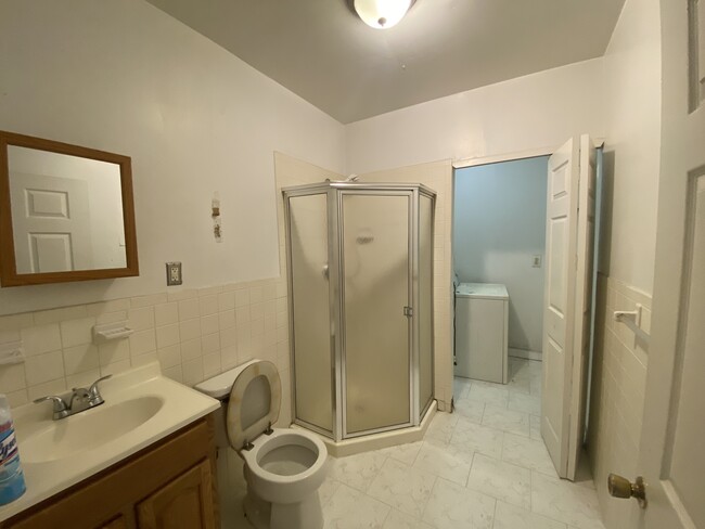 Foto del edificio - 274 Willoughby Ave