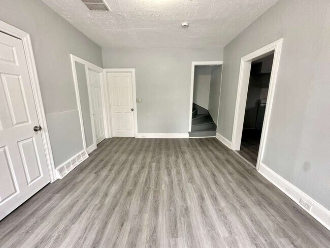 Foto del edificio - 275 S Broad St