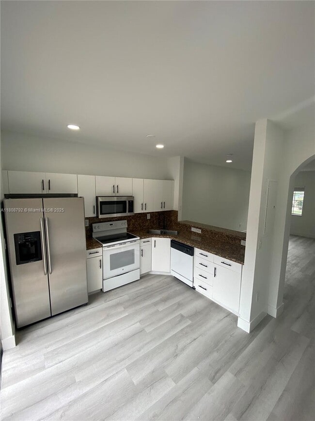 Building Photo - 13765 SW 170th Terrace