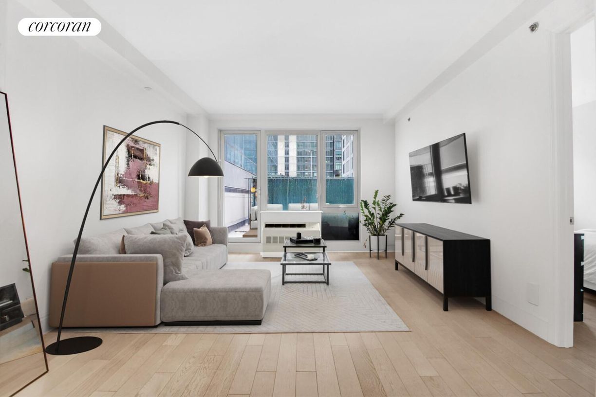 Foto principal - 4415 Purves St