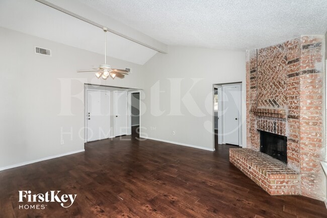 Building Photo - 7506 Tetela Dr