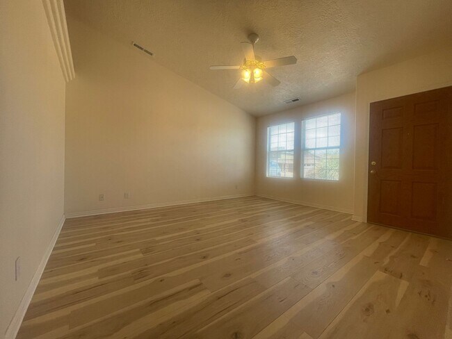 Building Photo - Ivins Single Family Home