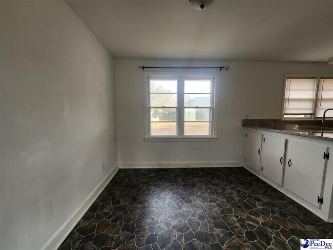 Foto del edificio - 2345 W McCown Dr