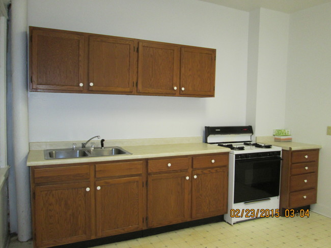 Foto del edificio - 411 W Dutton St
