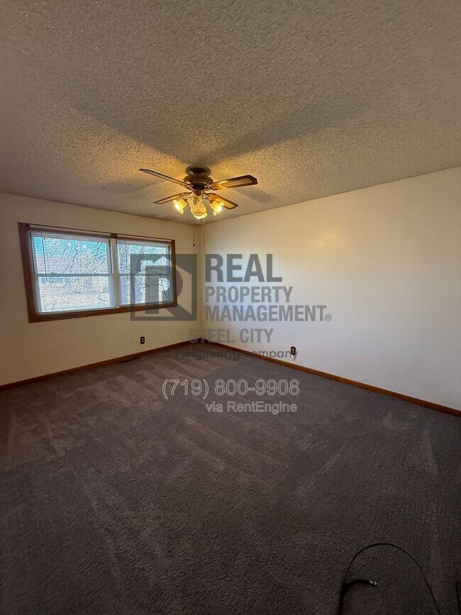 Foto del edificio - 1813 Iroquois Rd